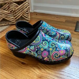 C&C Sweden Women’s Nursing Clogs